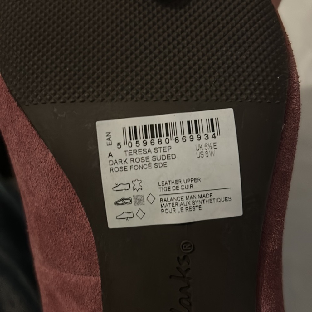 Clarks Collection - Picture 3 of 4